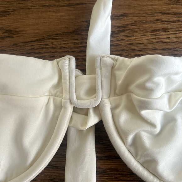 Monday swimwear set ( Cala roja top ivory- size M Palma bottom ivory- size M - Picture 6 of 7